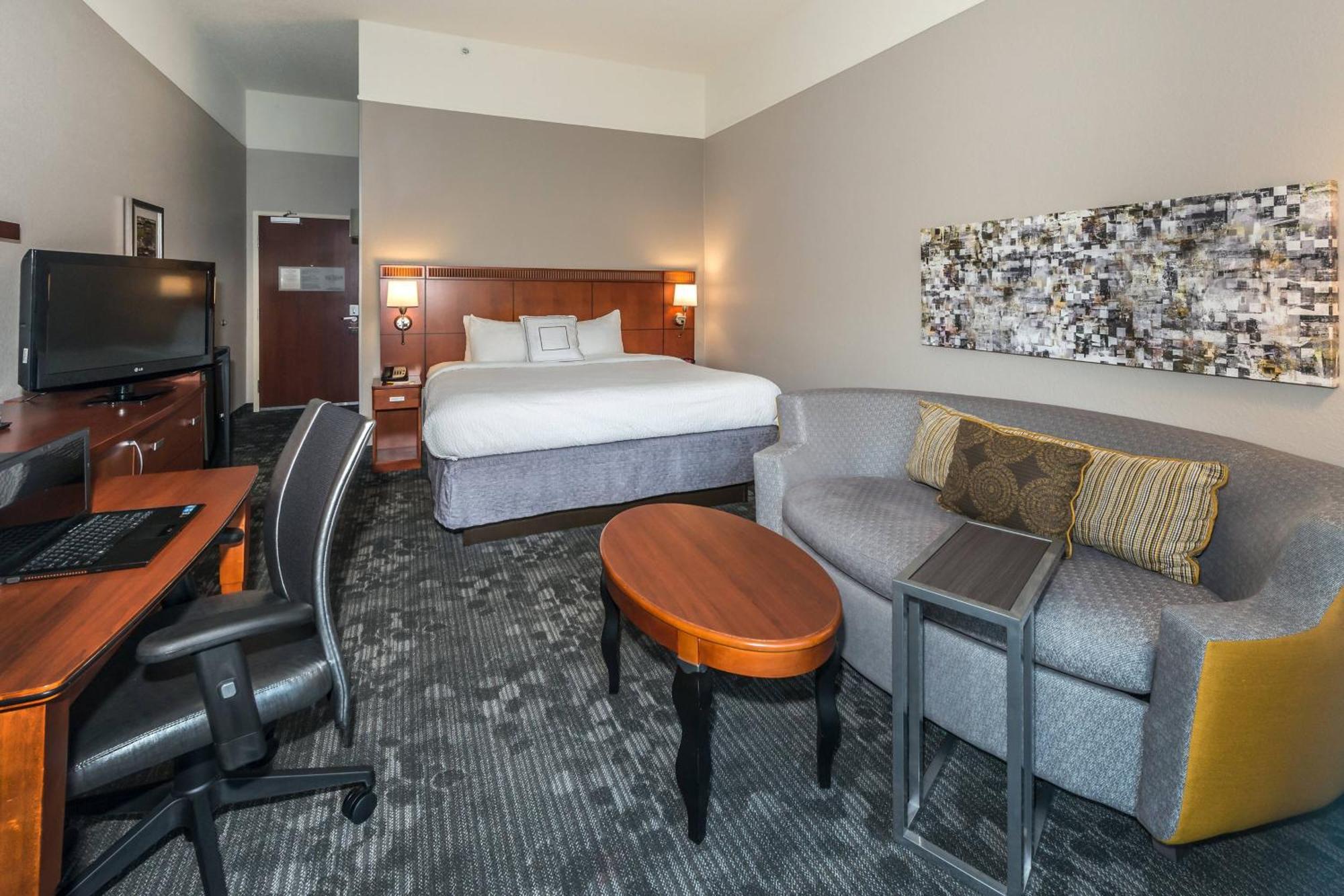 Courtyard By Marriott Панама-Сити Экстерьер фото