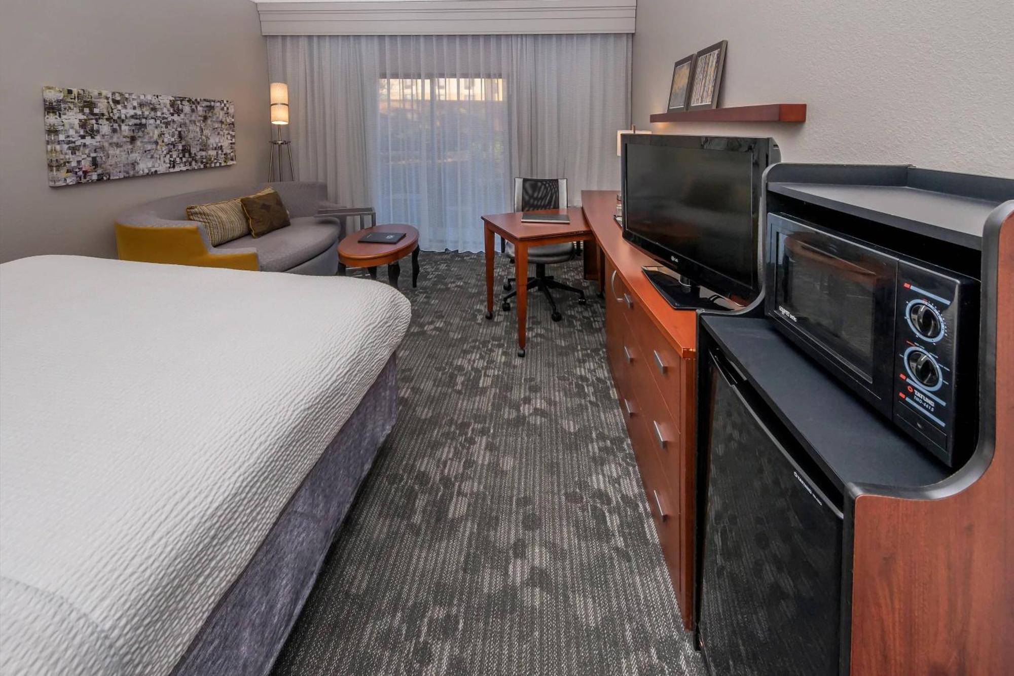 Courtyard By Marriott Панама-Сити Экстерьер фото