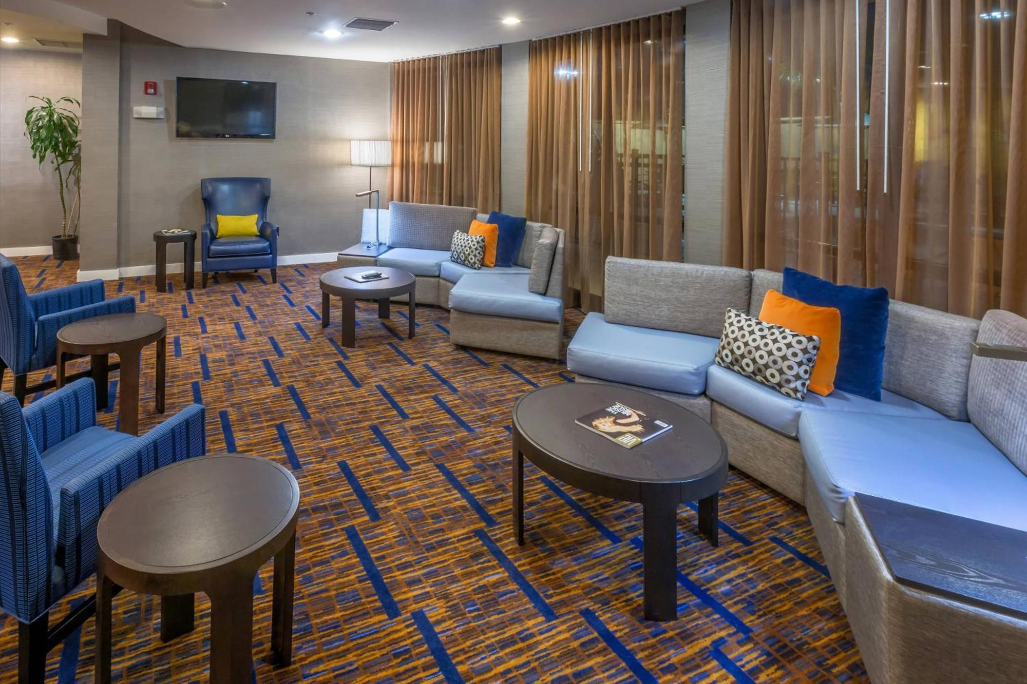 Courtyard By Marriott Панама-Сити Экстерьер фото